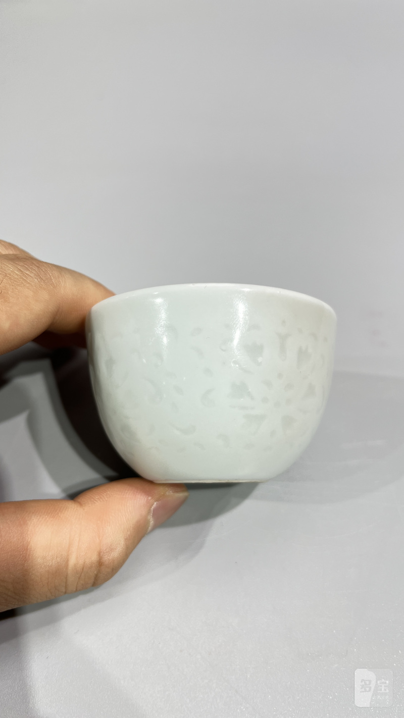 清 白釉玲珑杯 - 图3